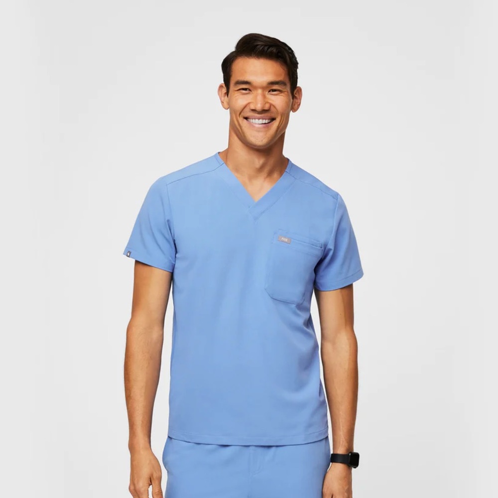 Mens Figs Leon Two Pocket Scrub Top